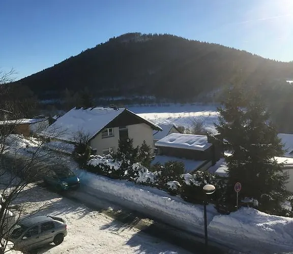 Niedersfeld Skigebiet Eschenberg *